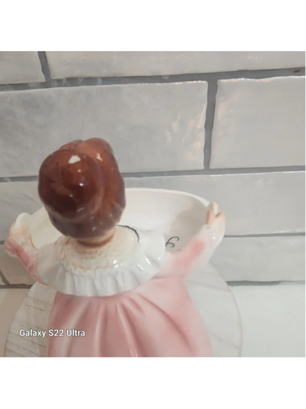 Mother's Pink and White Ceramic Scouring Pad Holder